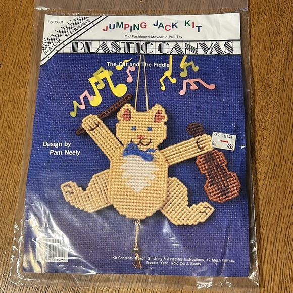 4 New Vintage 1991 Plastic Canvas Old Fashioned Moveable Pull-Toy by Back Street - Picture 2 of 11